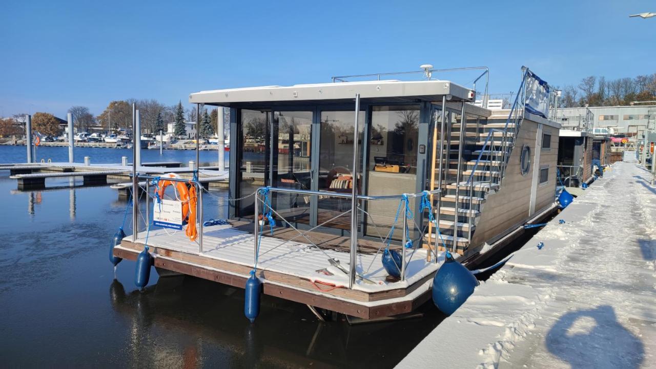 Houseboat Water King Apartament Plywajacy Dom Na Wodzie, 7 Os Wroclaw Luaran gambar